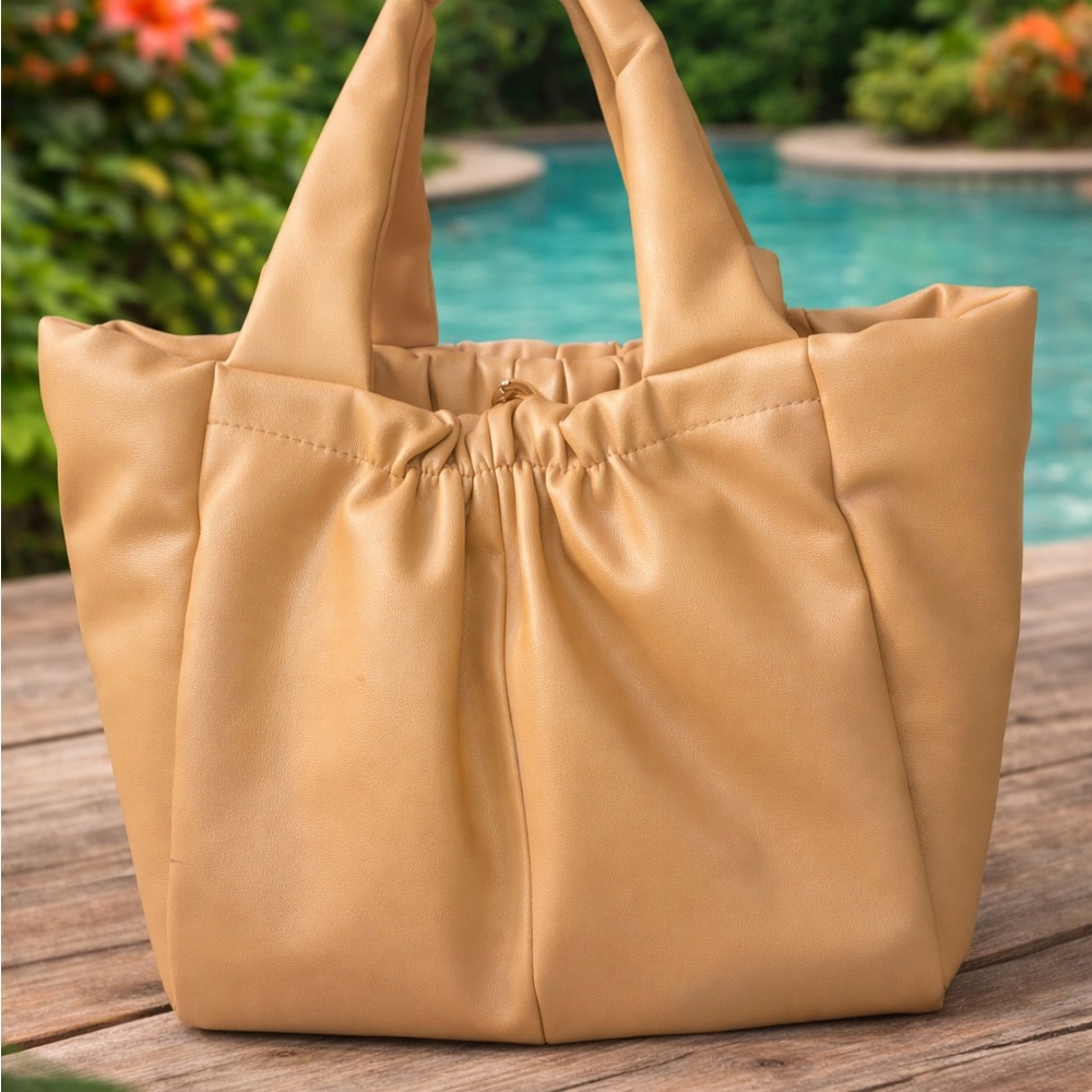 ❤️🔥A NEW DAY. Elegant Tan Women's Tote Bag